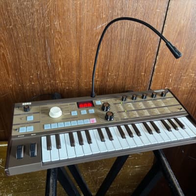 Korg Microkorg Synthesizer/Vocoder ANNIVERSARY EDITION GOLD w/case, mic