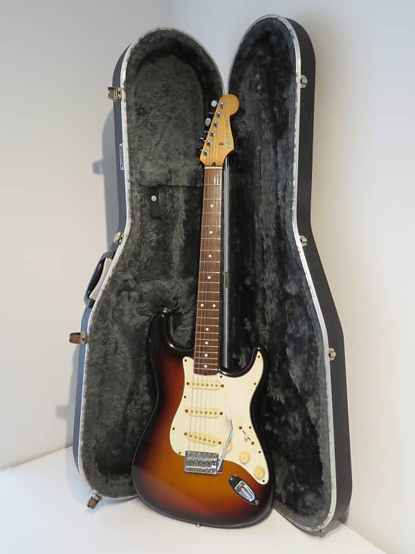 じゃがいも！Fender Stratocaster FSR Made in Japan Traditional 50s Stratocaster ～2-Color
