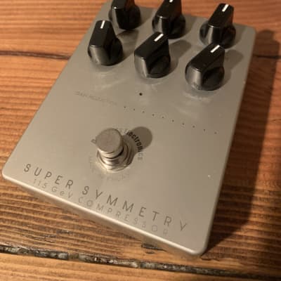 Darkglass Electronics Super Symmetry Compressor | Reverb