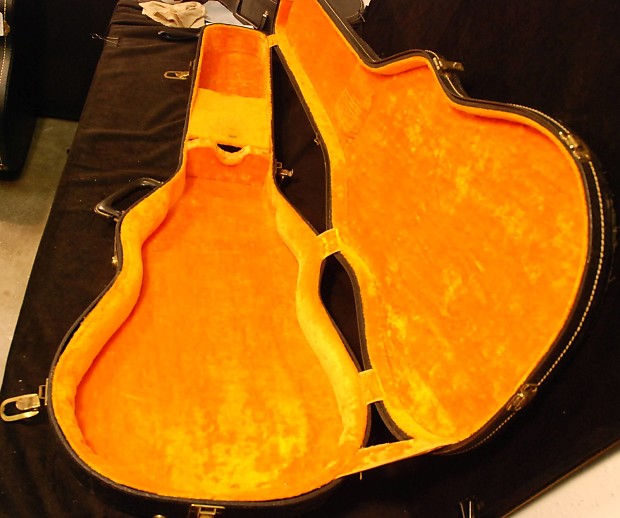 Guild starfire bass case new arrivals
