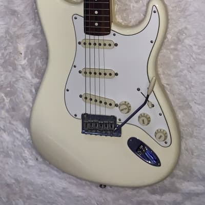 Fender AMERICAN STANDARD STRATOCASTER Electric Guitar Fender AMERICAN STANDARD STRATOCASTER Electric Guitar