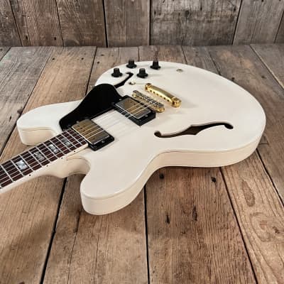 Gibson ES-335 1968 - Factory Alpine White with Gold Hardware One of a Kind image 6