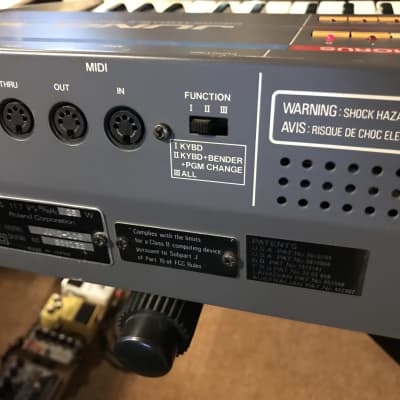 Roland Juno-106 61-Key Programmable Polyphonic Synthesizer 1984 - 1985 - Black image 13