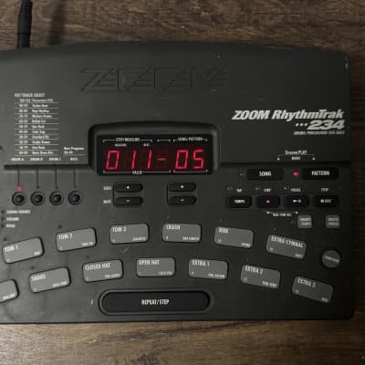 Zoom RhythmTrak RT-234 Drum Machine - Black