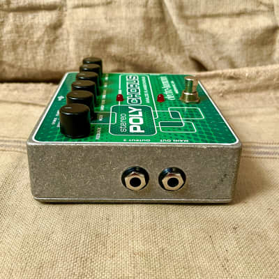 electro-harmonix　Poly Chorus Electro-Harmonix Stereo Polychorus Pedal.