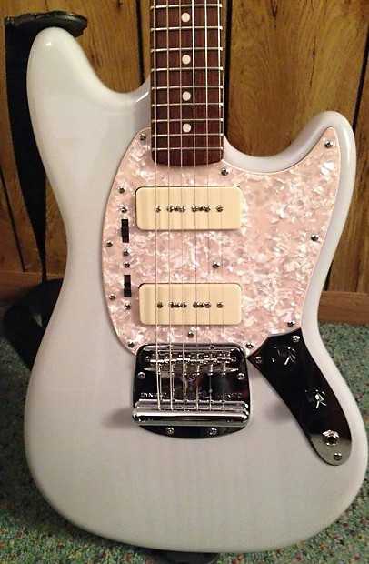 Fender Modern Player Mustang 2013 Daphne Blue