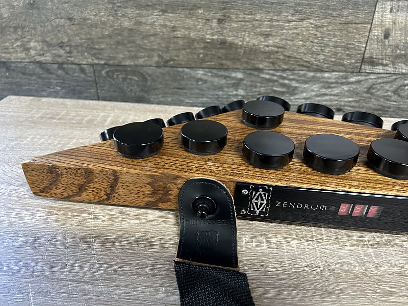 鍵盤楽器 paradiddle 全部入りUSB-MIDIキーボードコントローラ、KORG taktileを使って