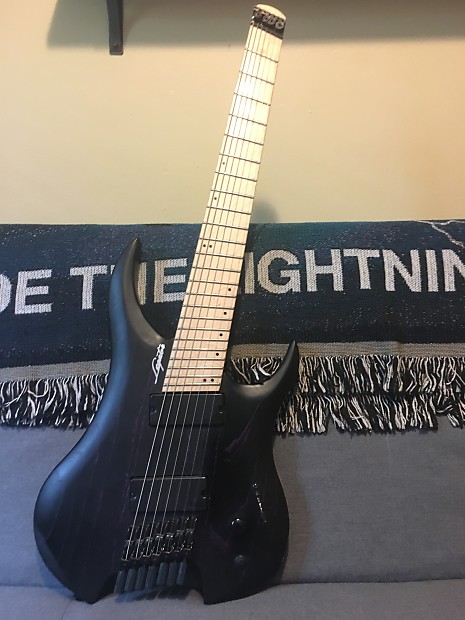 Legator headless 7 hotsell string