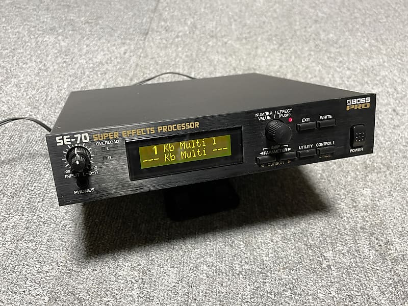 BOSS SE-70 スーパーエフェクトプロセッサー BOSS SE-70 Super Effects Processor Multi Rack Unit MIJ