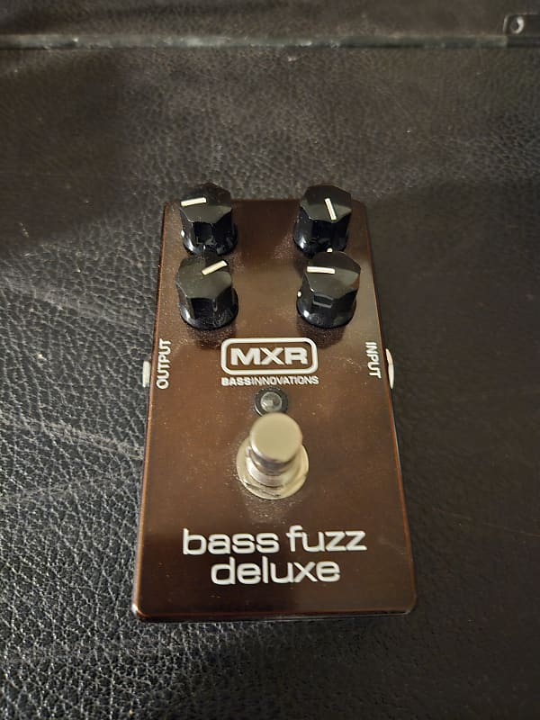 MXR M84 Bass Fuzz Deluxe