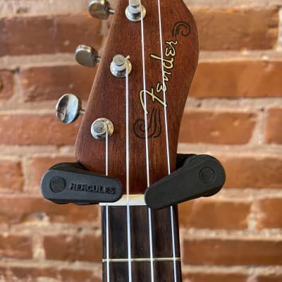 Fender Pa'ina used Tenor Ukulele with gig bag image 3