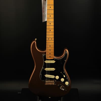 Fender Bruno Mars Signature Stratocaster 2023 - Present - Mars Mocha image 10