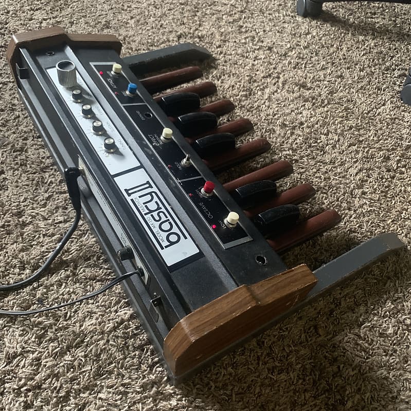 低価格 Multivox MX-150 Basky II Analog Bass Pedal | Reverb 鍵盤楽器