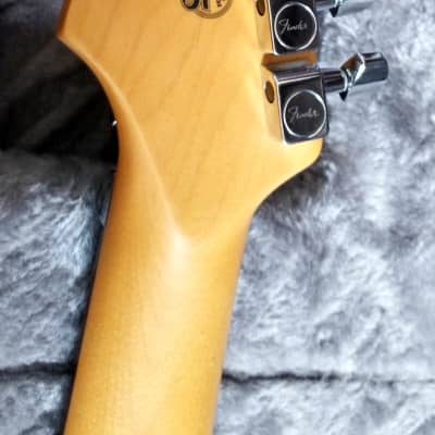 Fender American Ultra Luxe Stratocaster Floyd Rose HSS 2021 - Present - Mystic Black image 5
