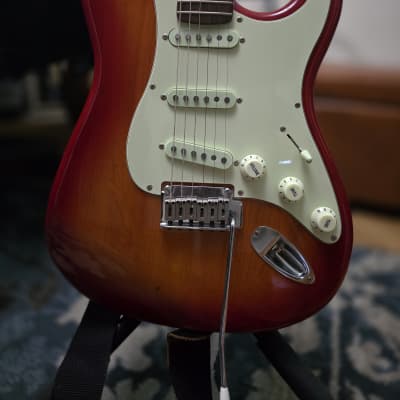 Fender "Squier Series" Standard Stratocaster 1992 - 1996 Burnt Orange/Red image 1