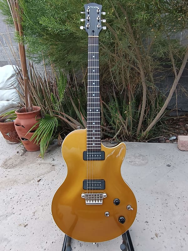 Vox SSC 33 [Les Paul / Single Cutaway] 2010 - Goldtop / Metallic