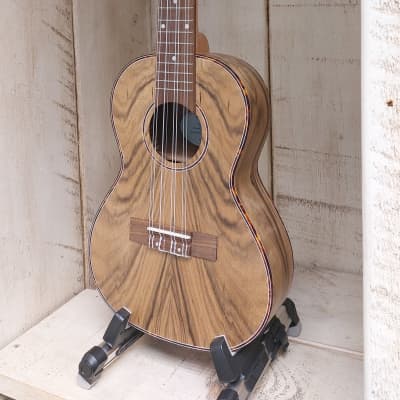 Ashbury 8 string tenor electro ukulele 2023 - Dao Wood image 2