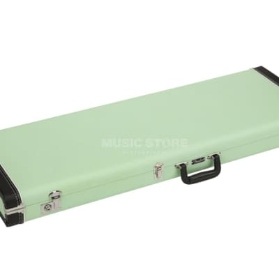 Fender Classic Series Wood Stratocaster / Telecaster Case