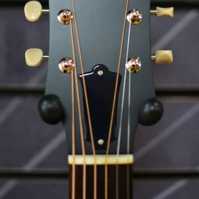 Guild USA M-20 Concert Natural All Solid Acoustic Guitar & Case image 4