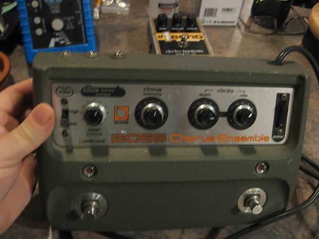 Roland CE-1 Chorus Ensemble 1976-80 | Reverb Roland CE-1 Chorus Ensemble 1976-80 | Reverb