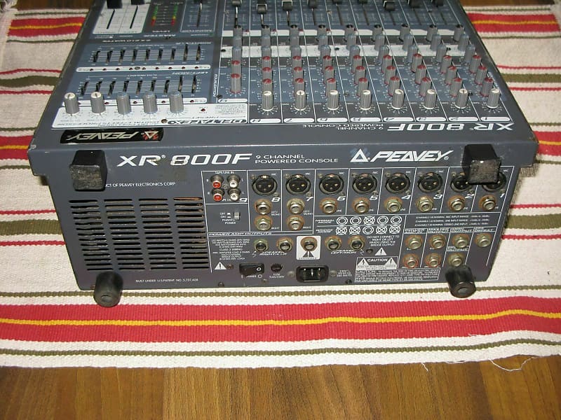 Peavey XR800F 420 Watt Powered Mixer Reverb Czechia