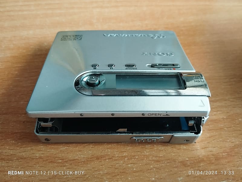 Sony MZ N10 1999 - Sony Walkman Net MD Portable mini disc