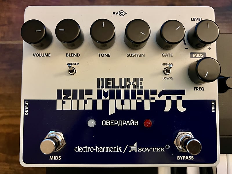 Electro-Harmonix Sovtek Deluxe Big Muff Pi