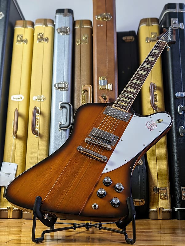 ブルファイター ストラトキャスター エレキギター ゴールド