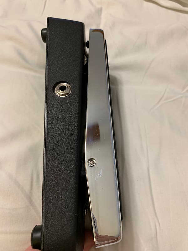 Oxbow Studios 初期 Clyde McCoy Replica Wah mqdefault.jpg