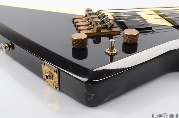 ARIA PRO II ZZB Custom Electric Bass Guitar w/ Hard Case