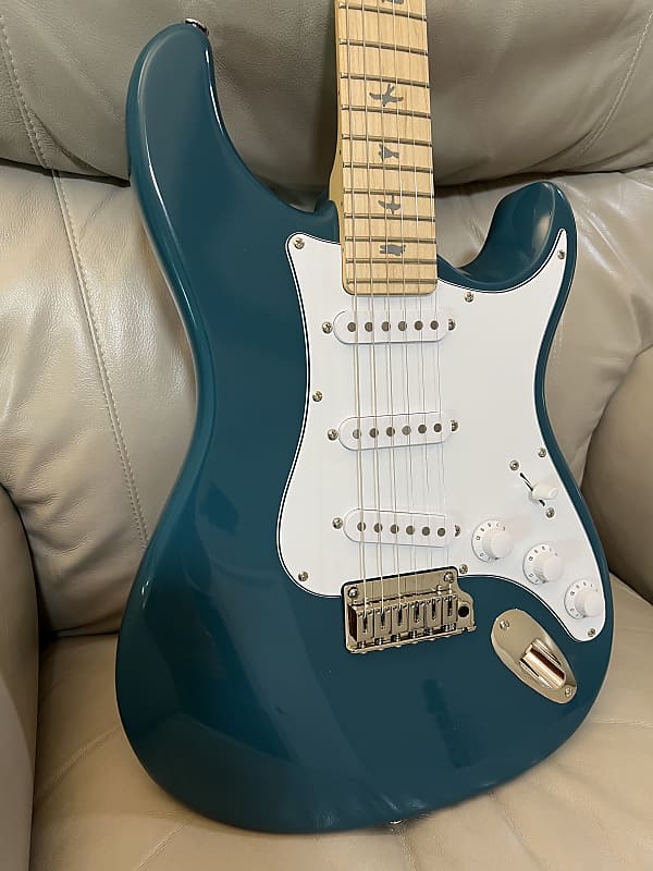 PRS se Silver Sky With LOCKING TUNERS Nylon Blue 6lbs 8oz Reverb