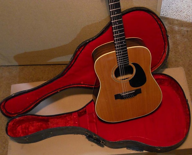 Yamaki 12 outlet string guitar