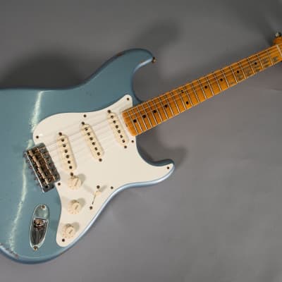 Fender Fender 57 Stratocaster Relic  2022  Ice Blue Metallic image 4