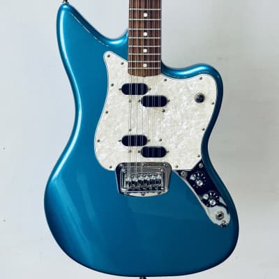 Iconic Solana VM (2022) - Transparent Sonic Blue | Reverb