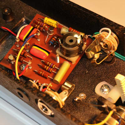 Immagine Velvet Wah.. Vox Wah/CryBaby. Vox Clyde McCoy Picture wah Tone. - 11