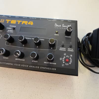 Dave Smith Instruments Tetra Desktop 4-Voice Polyphonic Synthesizer 2009 - 2016 - Black