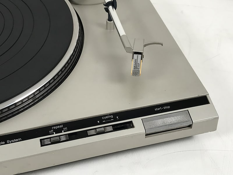 Giradiscos Technics SL-D30 