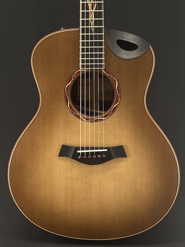 Taylor Custom GS Grand Symphony Catch #36 Bearclaw Spruce/Rosewood Guitar