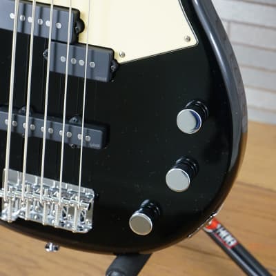 Yamaha BB435-BL 5-String - Black image 6