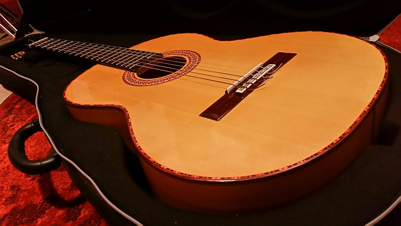 Manuel Rodriguez FF Flamenco Guitar W/Hardshell Case image 1