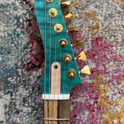 Wesley Design One of One Custom Electric Guitar 2022 - Phthalo Blue/ Natural image 6