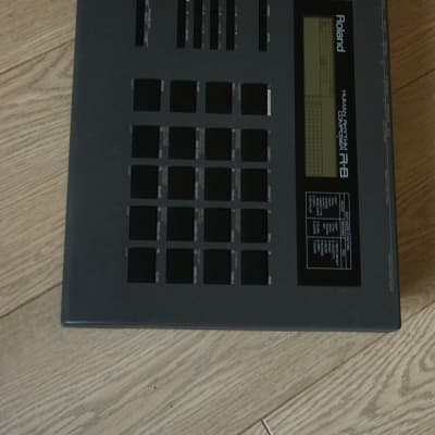 Roland R-8 Human Rhythm Composer 1980s - Black