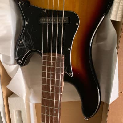 Cort GB35JJ 5-String Bass, Active 2-Band EQ, 3 Tone Sunburst, GB35JJ3TS-U image 5