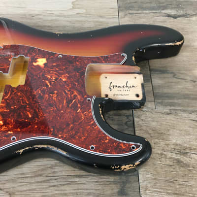 FRANCHIN Jupiter bass guitar body Relic Aged 3-Color Sunburst 100% Nitro Lacquer Alder P-Bass type Made in Italy - Stock piece #20790525 image 5