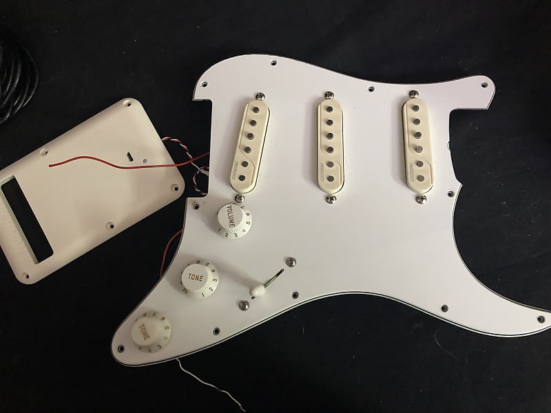 Fishman Fluence Strat set mounted on pickguard - white | Reverb