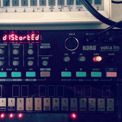 Korg Volca FM Digital FM Synthesizer/Sequencer 2016 - 2022 - Black