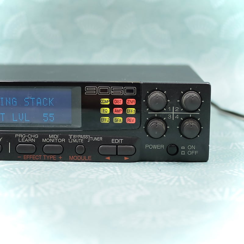 ZOOM 9050 エフェクトプロセッサー ZOOM 9050 ADVANCED INSTRUMENT EFFECTS PROCESSOR | Zoom