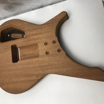 Hummingbird Electric guitar unfinished body for st style 1.87kg 0209-2 image 5