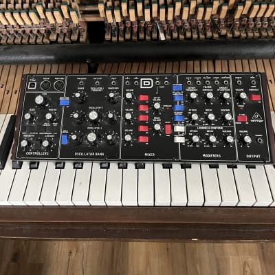 Behringer Model D Analog Synthesizer 2018 - Present - Black