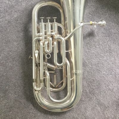 Adams store e3 euphonium